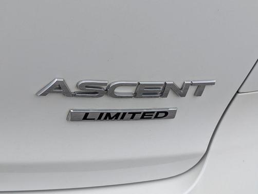 Crystal White Pearl 2022 Subaru Ascent Limited 8-Passenger