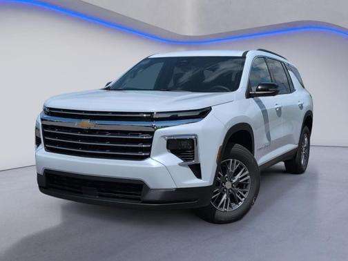 White 2026 Chevrolet Traverse LT