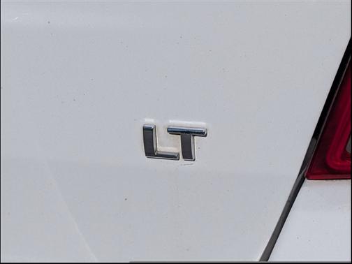 Summit White 2020 Chevrolet Trax LT