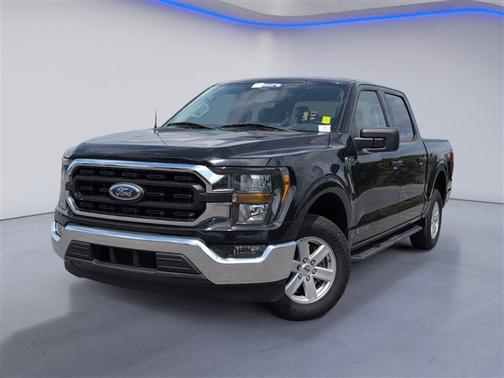 Black Metallic 2023 Ford F-150 XLT