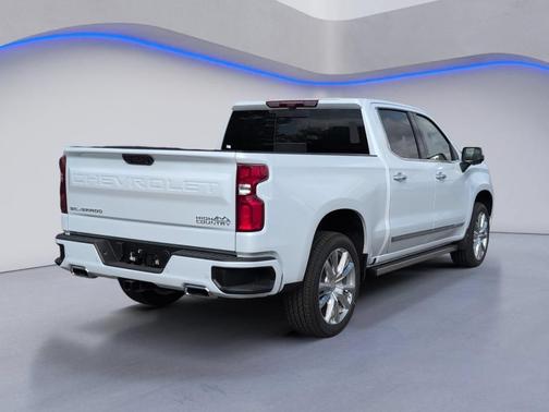 White 2026 Chevrolet Silverado 1500 High Country