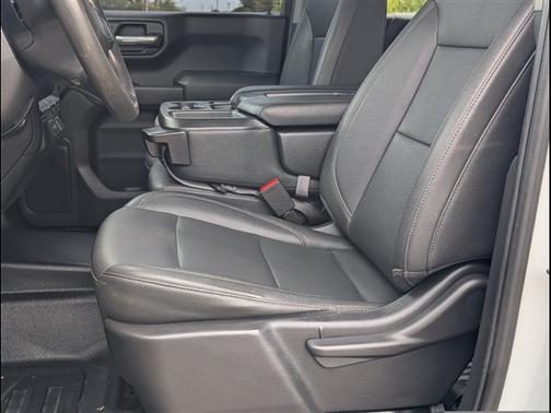 Summit White 2022 Chevrolet Silverado 1500 WT