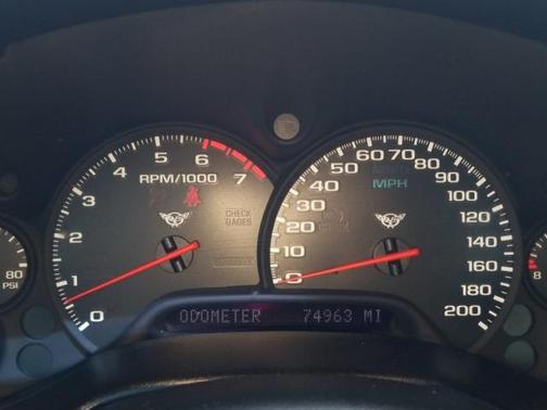 2004 Chevrolet Corvette Base
