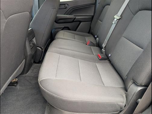Sterling Gray Metallic 2024 Chevrolet Colorado WT