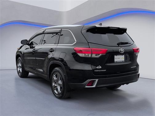 2017 Toyota Highlander 