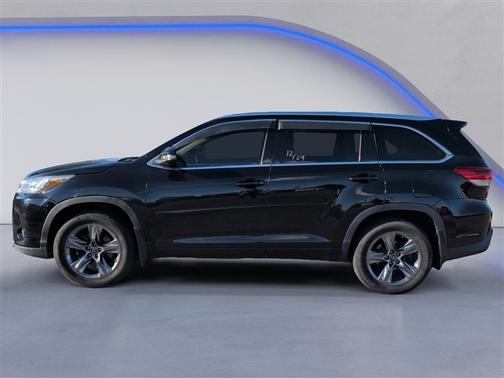2017 Toyota Highlander 