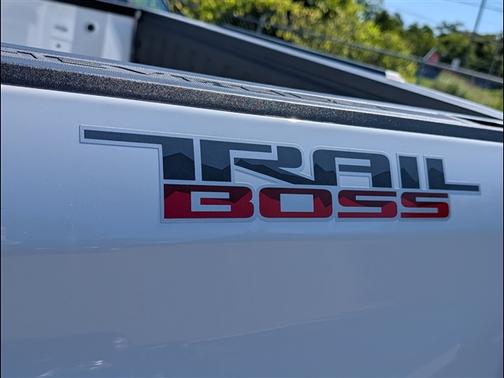 2025 Chevrolet Silverado 1500 Custom Trail Boss