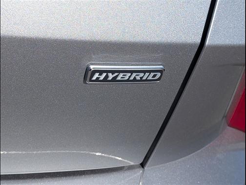 Silver Metallic 2024 Ford Escape ST-Line