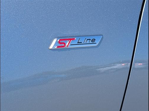 Silver Metallic 2024 Ford Escape ST-Line