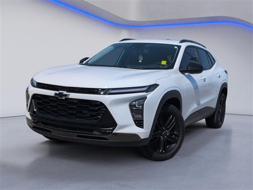 Summit White 2024 Chevrolet Trax ACTIV