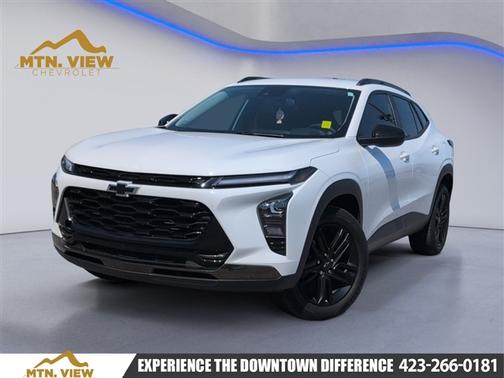 Summit White 2024 Chevrolet Trax ACTIV