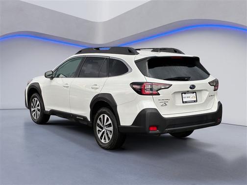 Crystal White Pearl 2023 Subaru Outback Premium