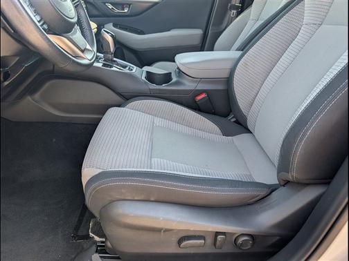 Crystal White Pearl 2023 Subaru Outback Premium