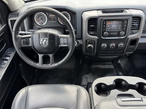 Bright White Clearcoat 2019 RAM 1500 Classic Tradesman