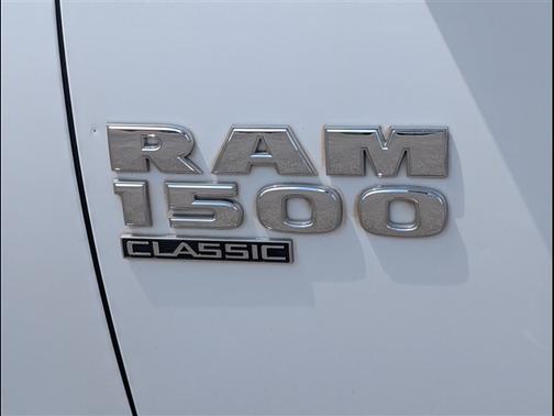 Bright White Clearcoat 2019 RAM 1500 Classic Tradesman