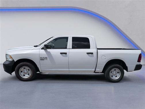 Bright White Clearcoat 2019 RAM 1500 Classic Tradesman