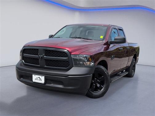 Delmonico Red Pearlcoat 2022 RAM 1500 Classic Tradesman