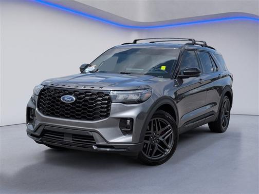 Gray Metallic 2025 Ford Explorer ST-Line
