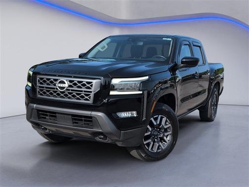 Black 2024 Nissan Frontier SL
