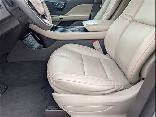 Radiance Metallic 2023 Lincoln Aviator Standard RWD