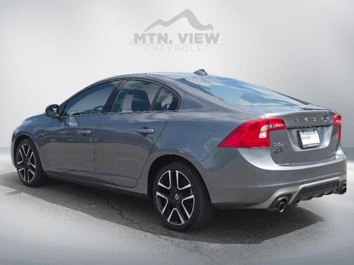 2018 Volvo S60 T5 Dynamic