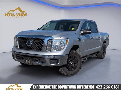 2017 Nissan Titan SV