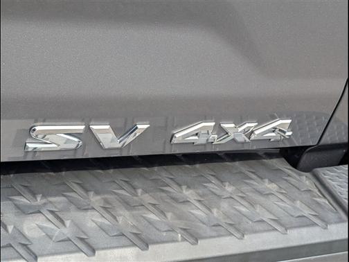 Gun Metallic 2020 Nissan Titan SV