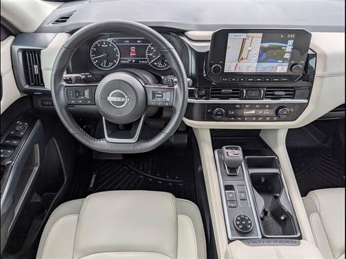 Obsidian Green 2025 Nissan Pathfinder SL