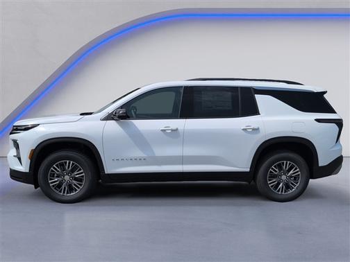 White 2026 Chevrolet Traverse LT