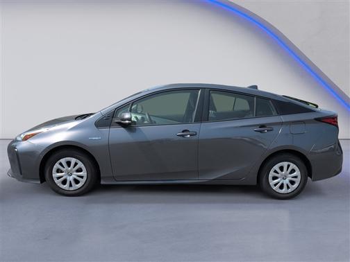 2022 Toyota Prius L
