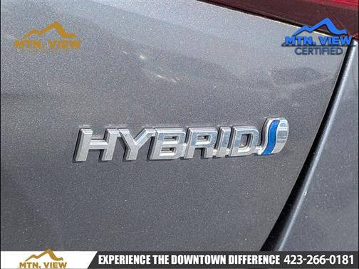 2022 Toyota Prius L
