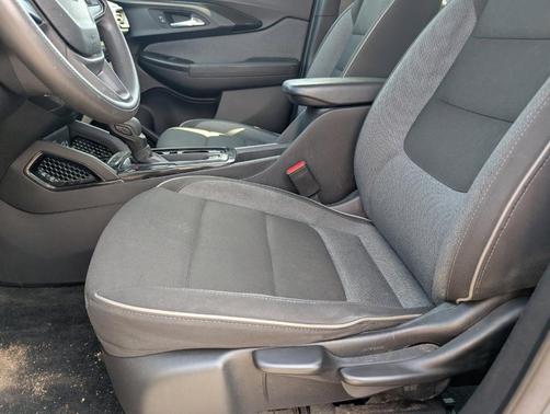 2022 Chevrolet Trailblazer LS