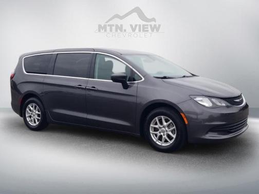 2019 Chrysler Pacifica Touring
