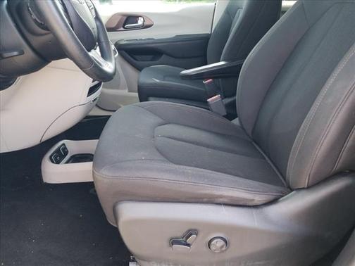 2019 Chrysler Pacifica Touring