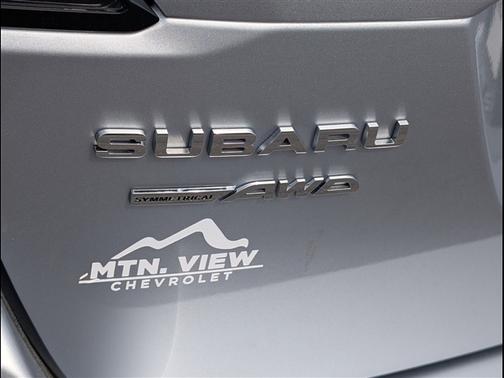 Ice Silver Metallic 2023 Subaru Outback Limited
