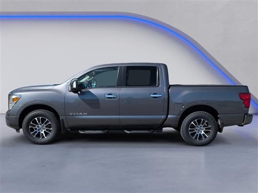 2021 Nissan Titan SV