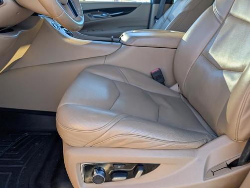 2018 Cadillac Escalade Platinum