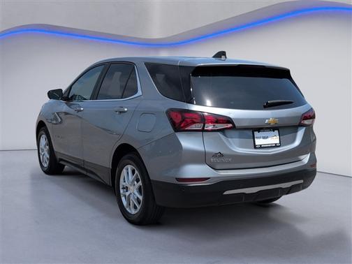 Sterling Gray Metallic 2023 Chevrolet Equinox 2LT