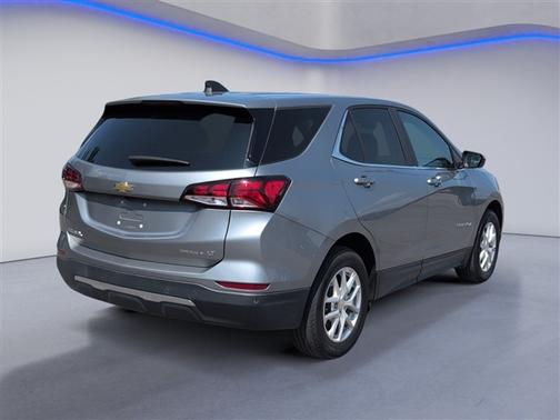 Sterling Gray Metallic 2023 Chevrolet Equinox 2LT