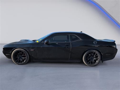 2015 Dodge Challenger R/T Shaker
