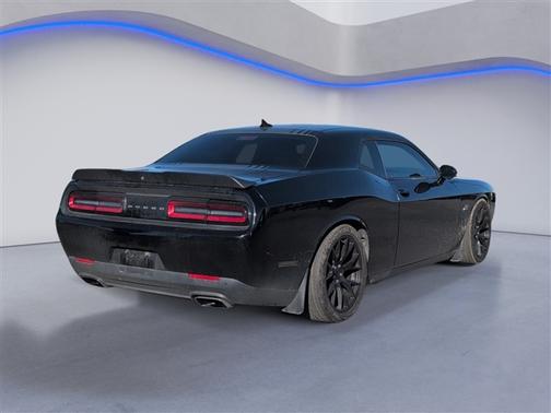 2015 Dodge Challenger R/T Shaker