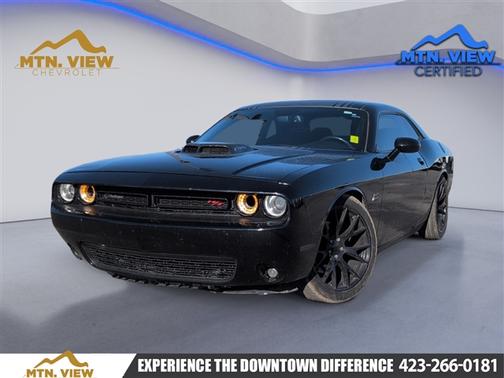 2015 Dodge Challenger R/T Shaker