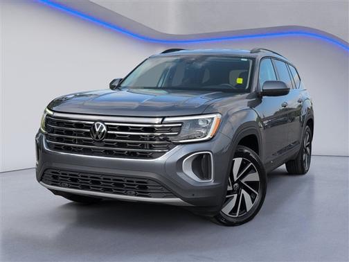 Platinum Gray Metallic 2024 Volkswagen Atlas 2.0T SE w/Technology