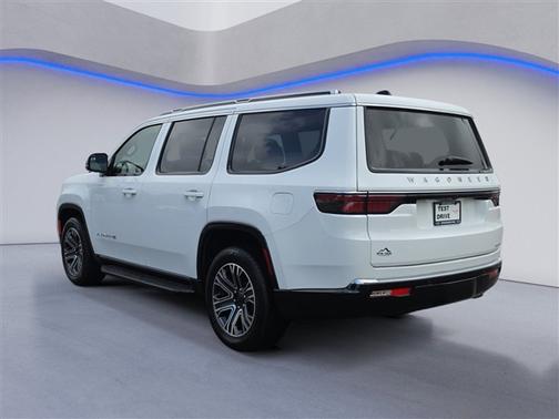 Bright White Clearcoat 2024 Jeep Wagoneer Series II
