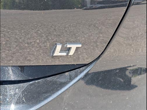 Black Metallic 2023 Chevrolet Equinox 2LT