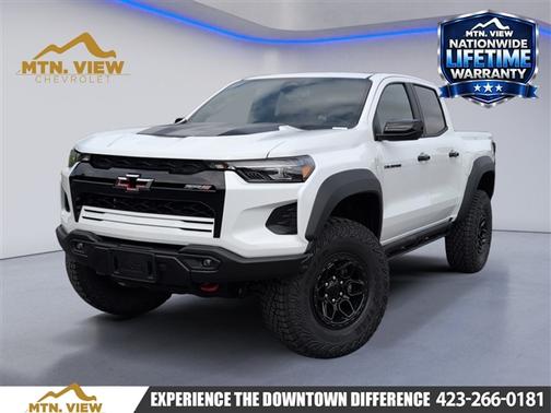 White 2026 Chevrolet Colorado ZR2