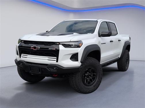White 2026 Chevrolet Colorado ZR2