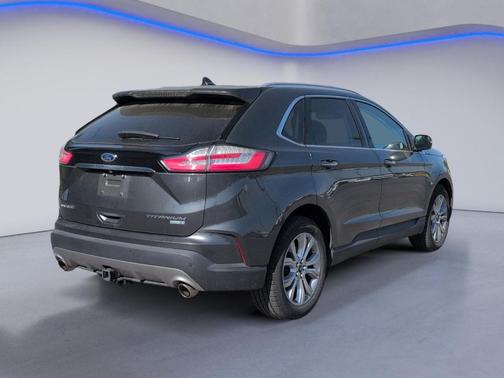 Magnetic 2019 Ford Edge Titanium