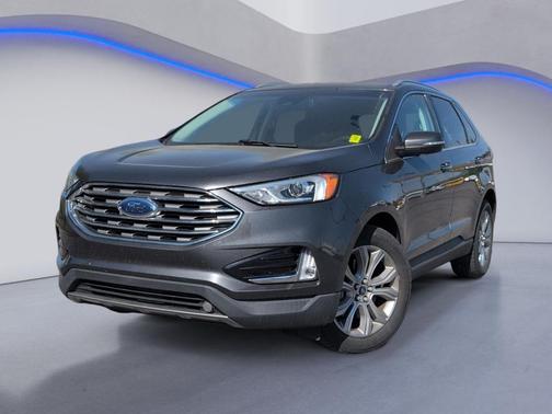 Magnetic 2019 Ford Edge Titanium
