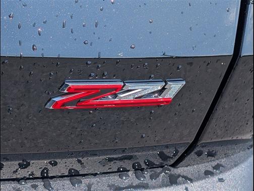Black 2026 Chevrolet Traverse Z71